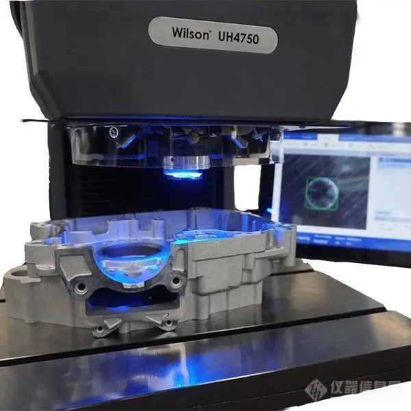 UH4000-Series-Features-Illumination.png UH4000-Series-Features-Illumination.png