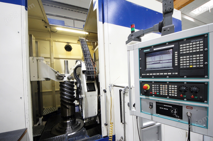 WF 800/1000 CNC 二手滚齿机 - 2