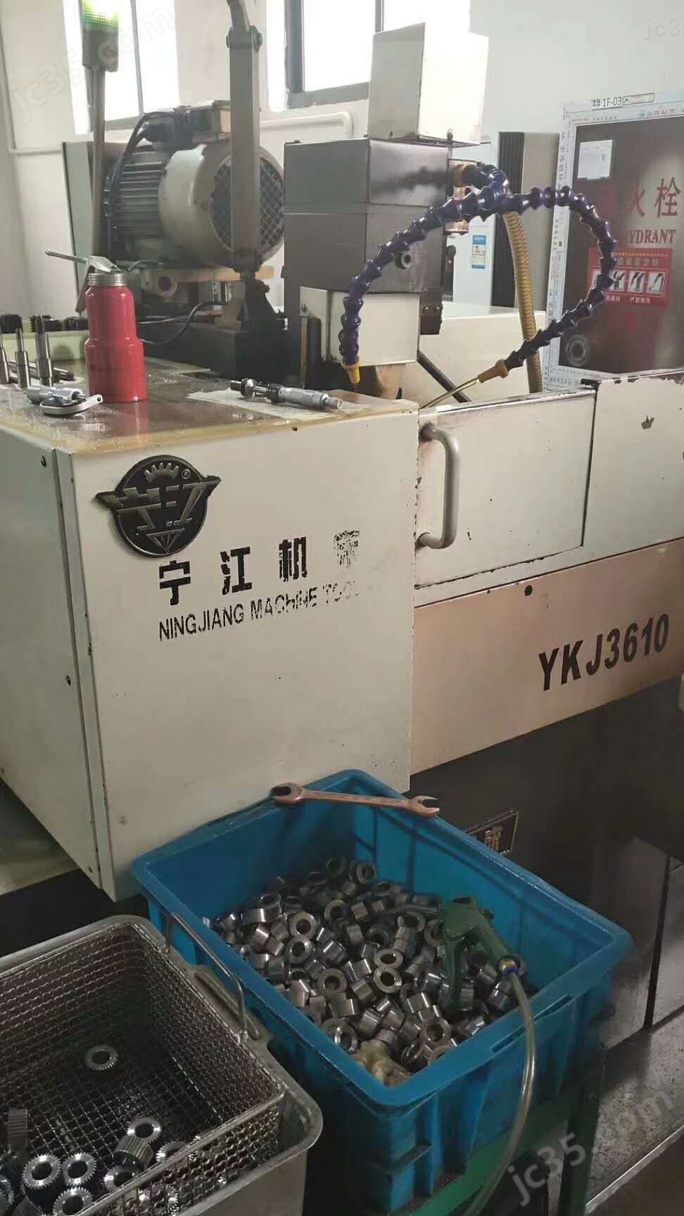 YKJ3610 二手普什宁江YKJ3610数控高效卧式滚齿机