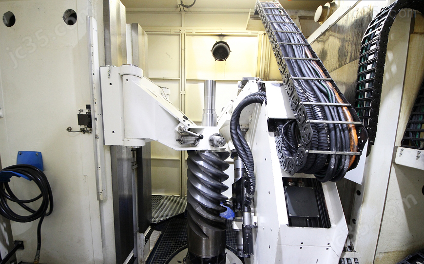 WF 800/1000 CNC 二手滚齿机