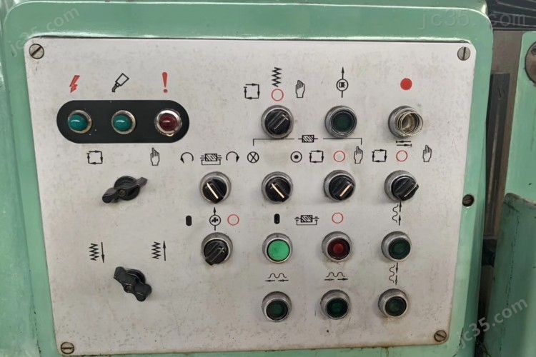 YB3180H 二手立式滚齿机 重庆机床 YB3180H