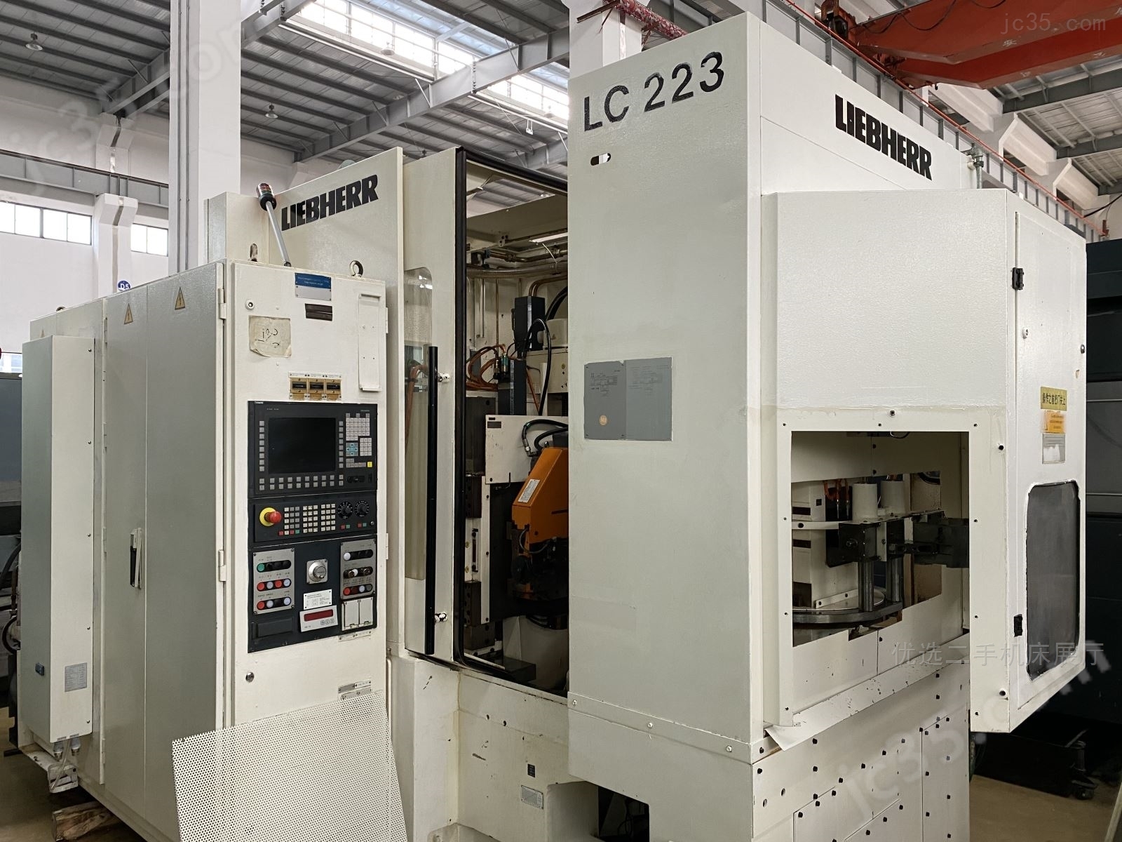 LC223 二手利勃海尔数控滚齿机