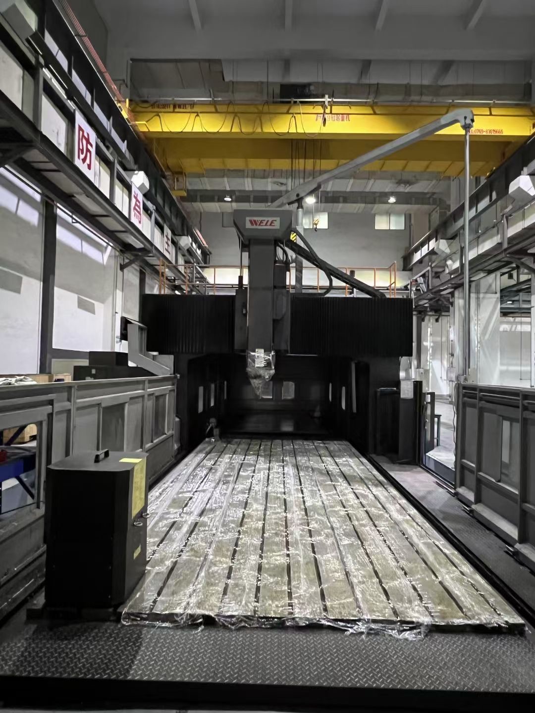 出售一批德马吉加工中心,三座标.五轴车铣,卧加,立加,滚齿机,龙门 - 3