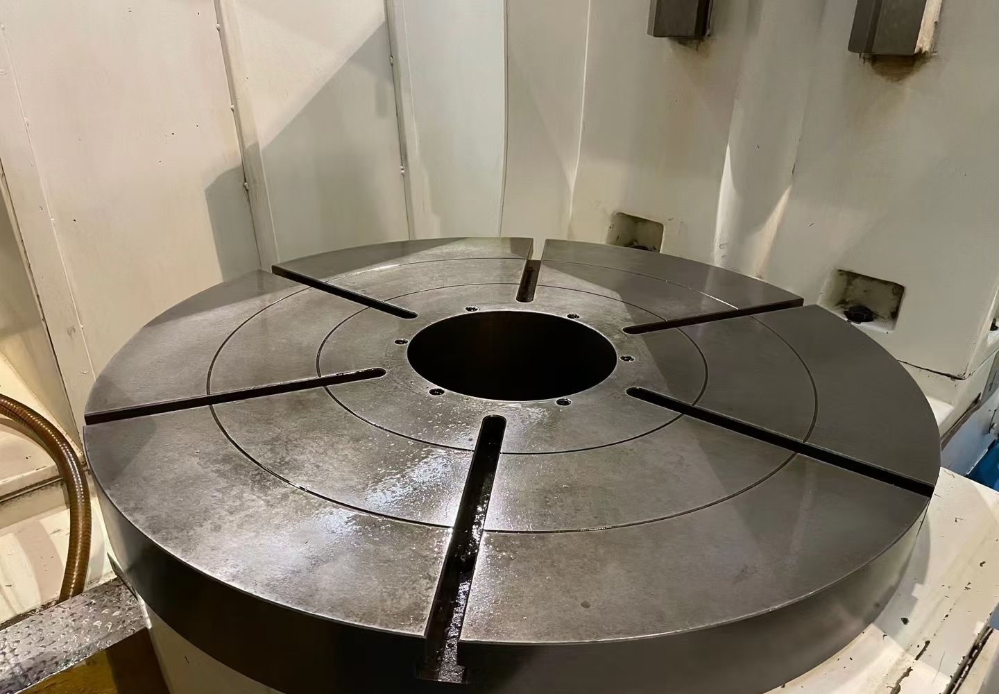 出售重庆YKD30100二手数控滚齿机南京二机Y3180CNC现货 - 4