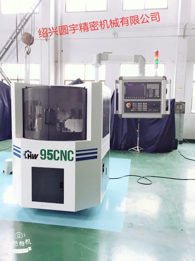 出售:台湾华宇全新小模数滚齿机95CNC