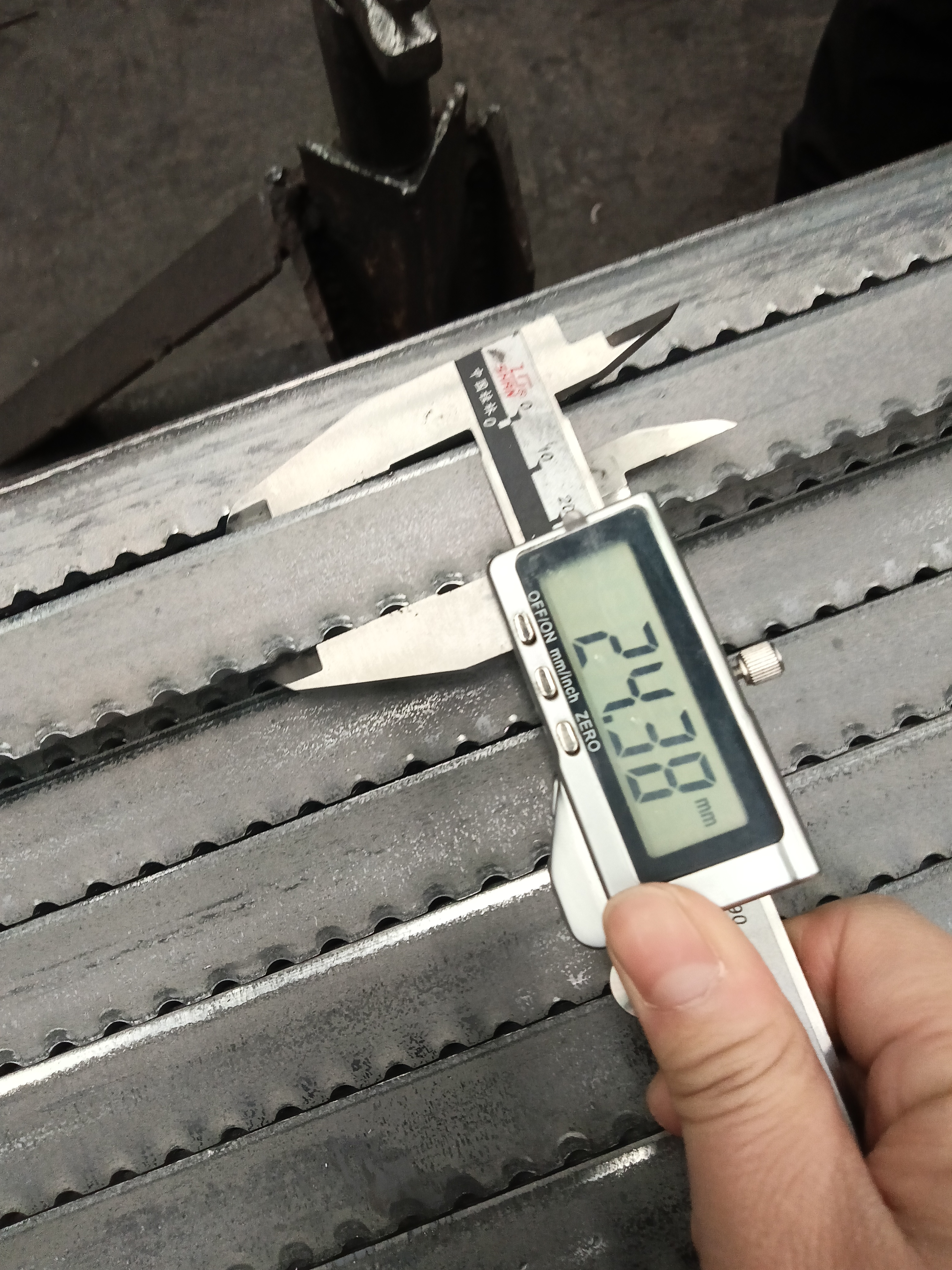 赤峰夹具/刀具坯料、齿轮轴类零件扁钢加工