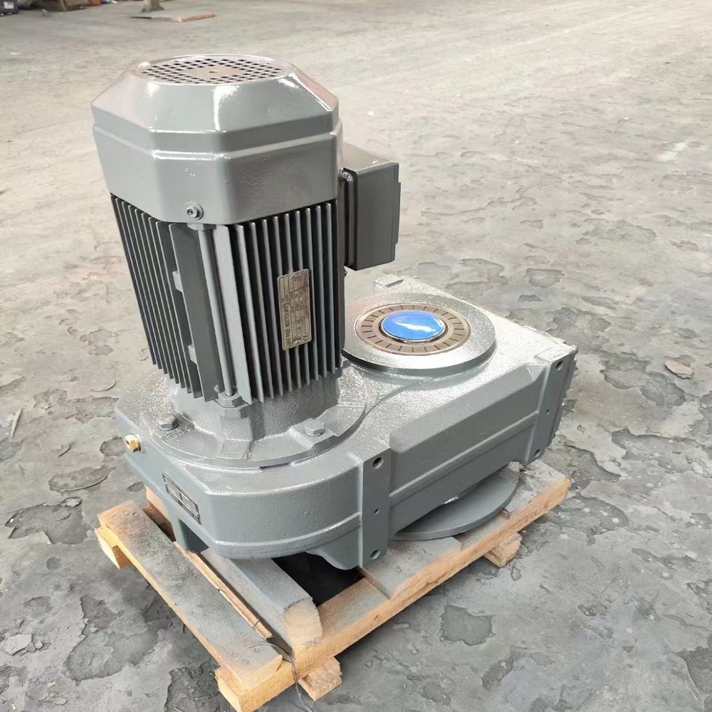 BLY330-47-18.5KW斜齿轮蜗轮减速机KA77DT90L4 - 3