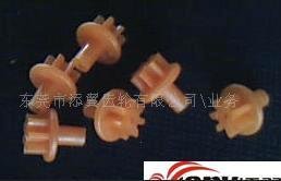 供应东莞添翼塑胶玩具非标齿轮