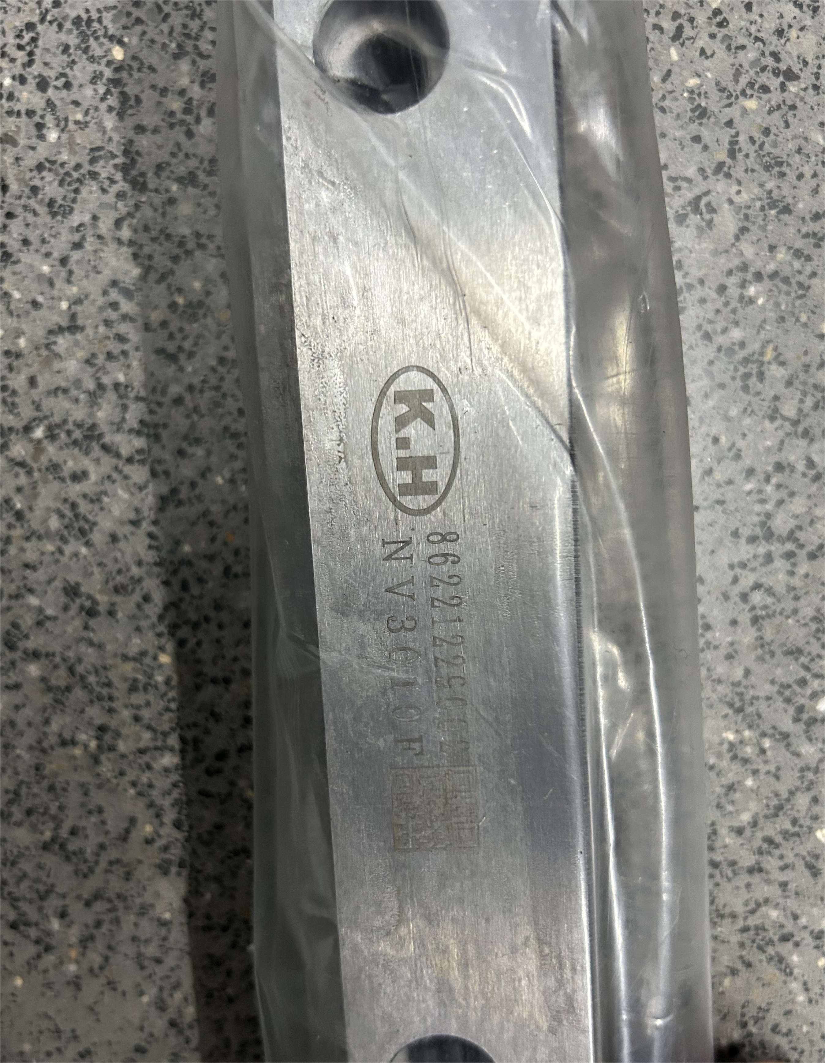 V型导轨齿条NVFH3010F总长度32400mm - 3