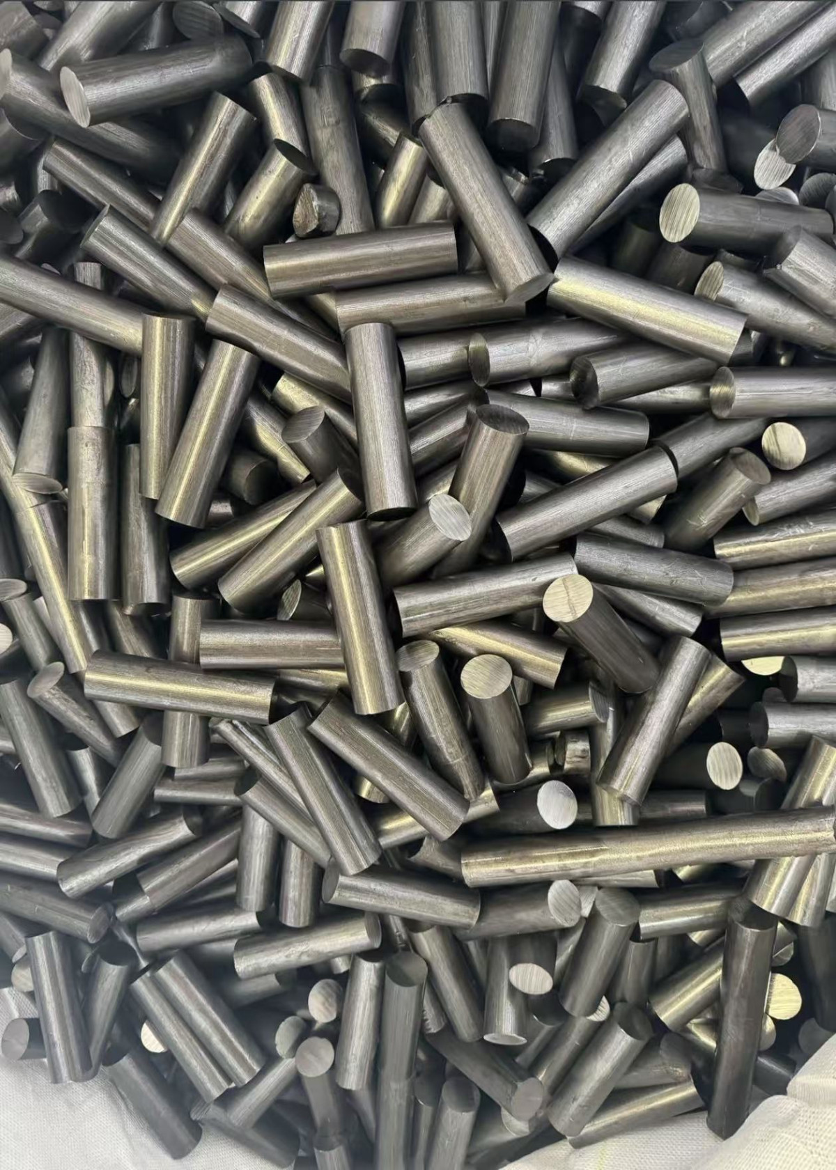 20CrMnTiH圆钢厂家加工混合动力汽车减速器齿轮