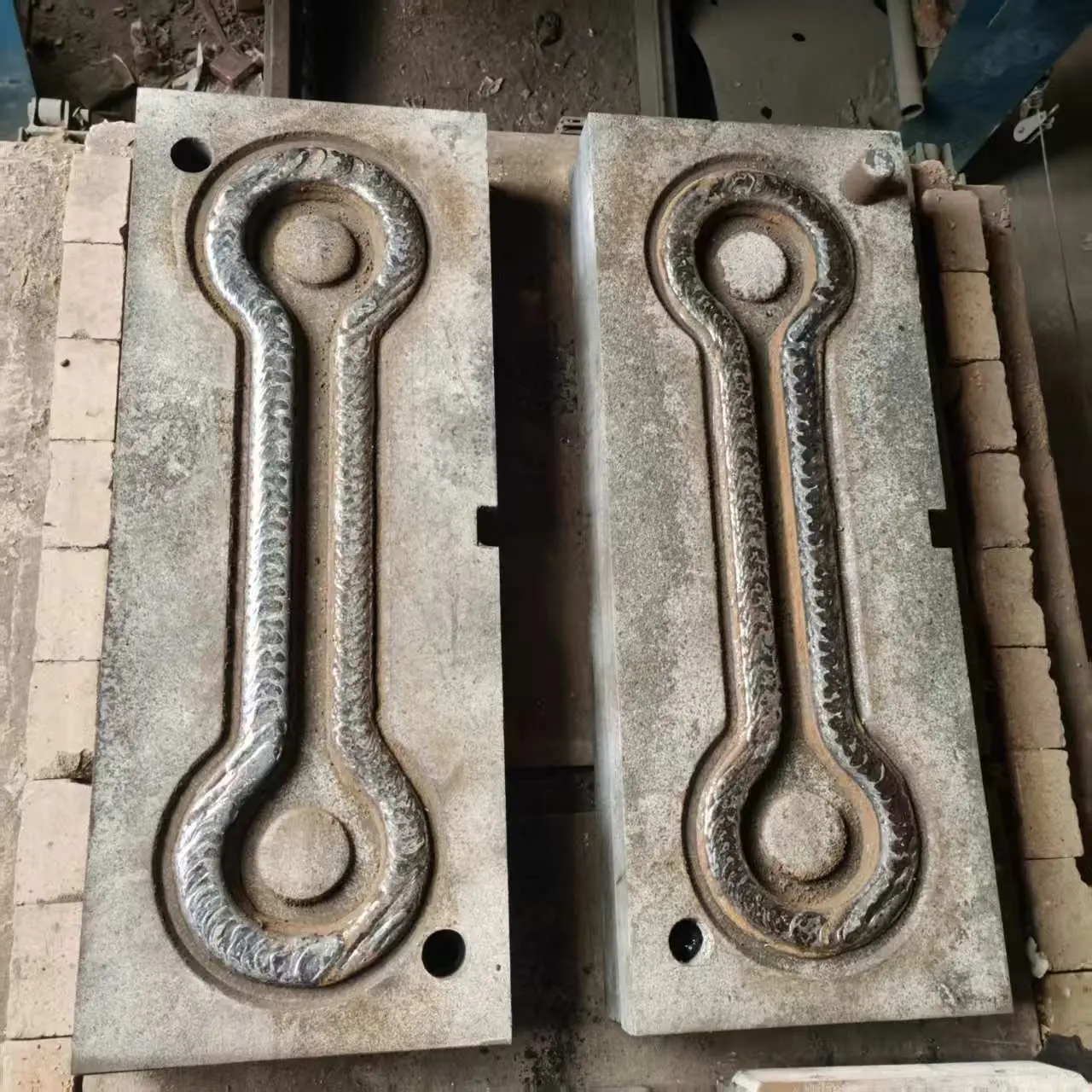 锻造模具修复，热锻模具修复，机器人堆焊修复工作站