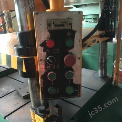 HA832 二手荣丰 四柱式油压机 HA832 - 3