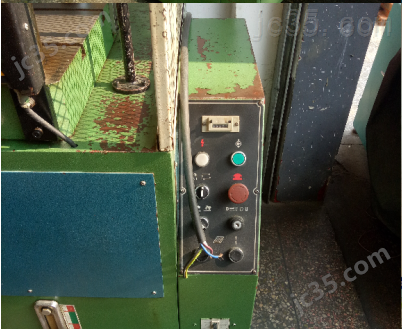 DSB-30 二手德力士 四柱式油压机 DSB-30
