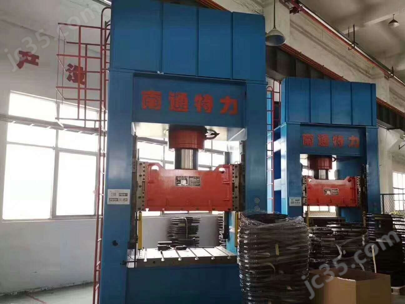二手南通特力400吨框架液压机
