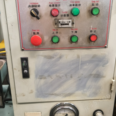 TDK-200 二手世域 四柱式油压机 TDK-200