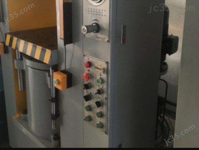 CMH-300E1 二手大同 四柱式油压机 CMH-300E1
