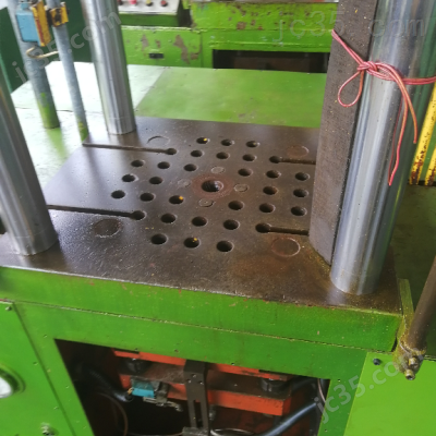 65T 二手鸿基 四柱式油压机 65T - 2