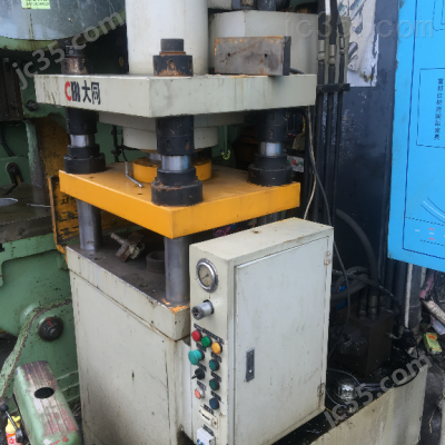 60T 二手大同 四柱式油压机 60T