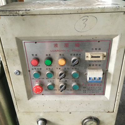 YDF-300 二手金浚 四柱式油压机 YDF-300 - 2