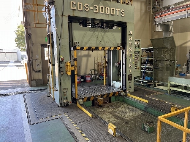 CDS-3000TS 二手Diespo液压机
