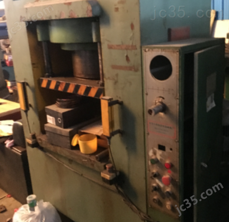 SDS-300 二手三腾 四柱式油压机 sds-300