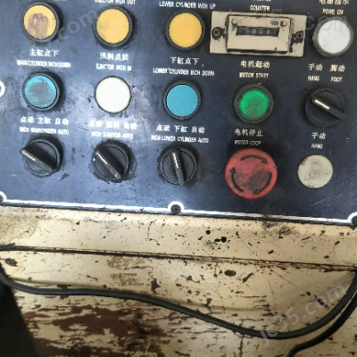 YR220 二手荣丰 四柱式油压机 YR220