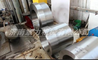 锻打大型锻件，机加工大型环形锻件，大型不锈钢出口锻件