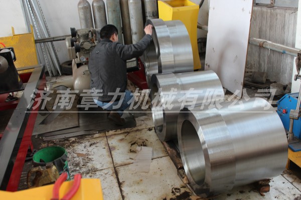 机加工轴类锻件 联轴器锻造加工 不锈钢件加工 大型机械配件加工 - 2