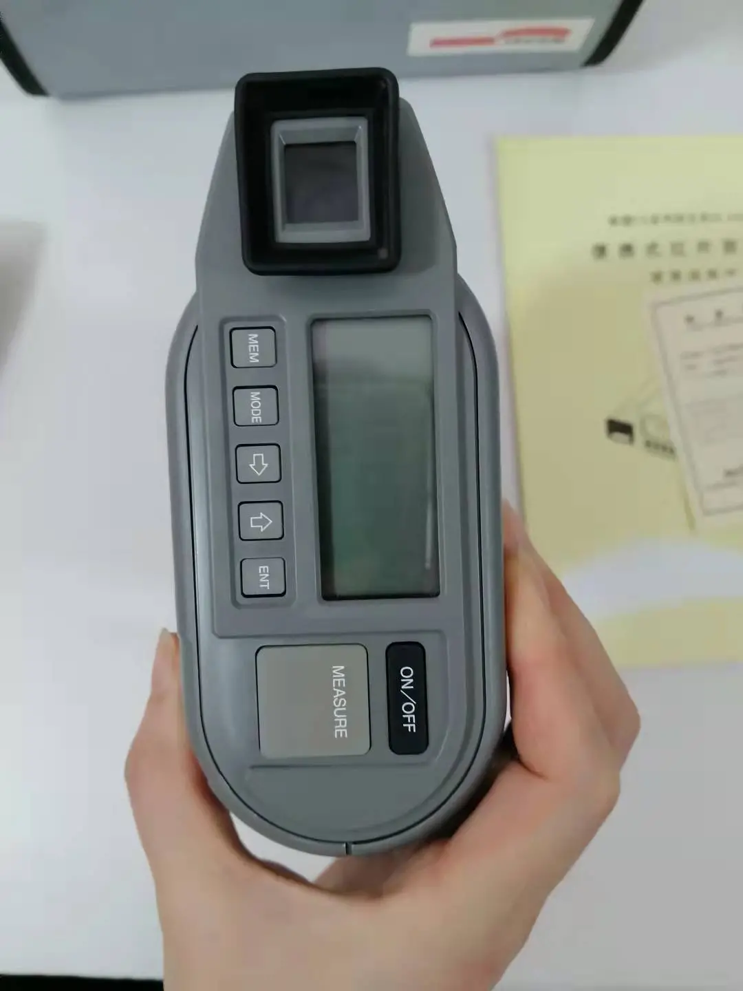 美国IRCON便携式红外测温仪UX系列UX-20P
