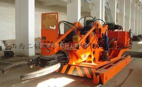山西二锻跃华机床锻造操作机