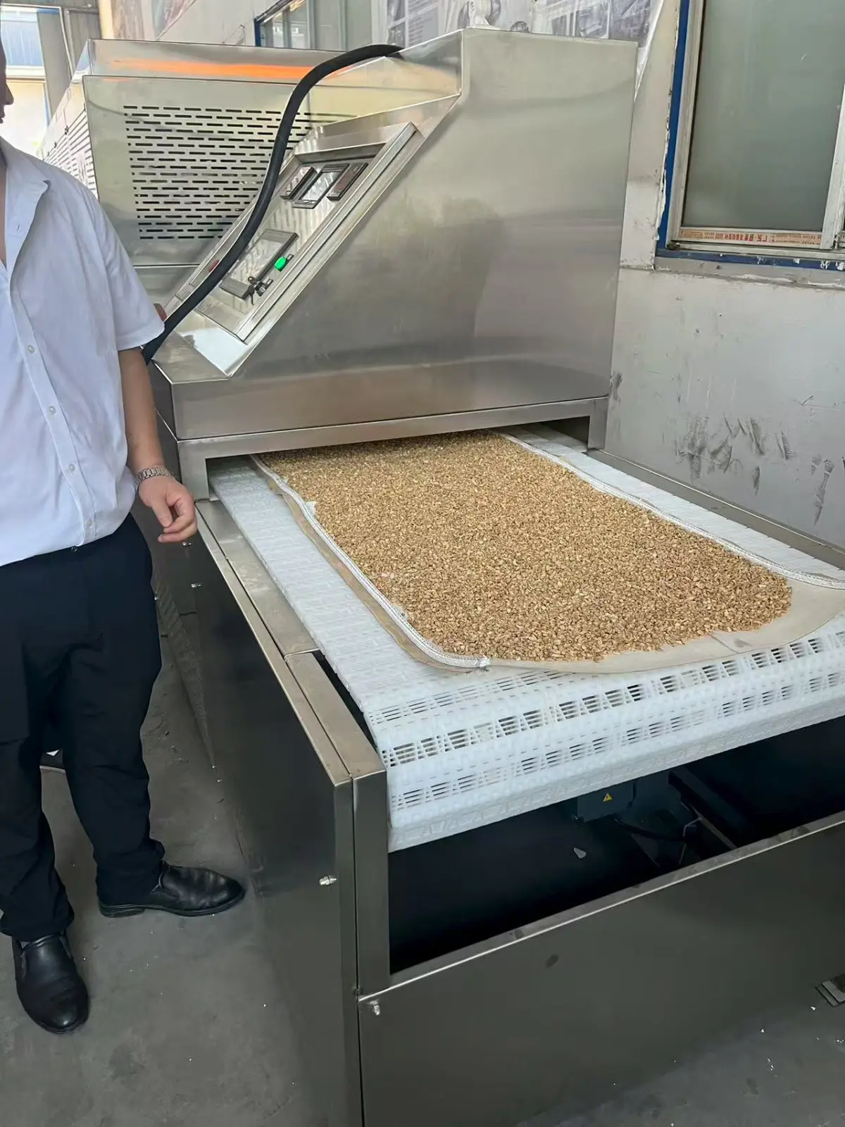 草药微波烘干设备 中药材微波干燥机 加热均匀速度快
