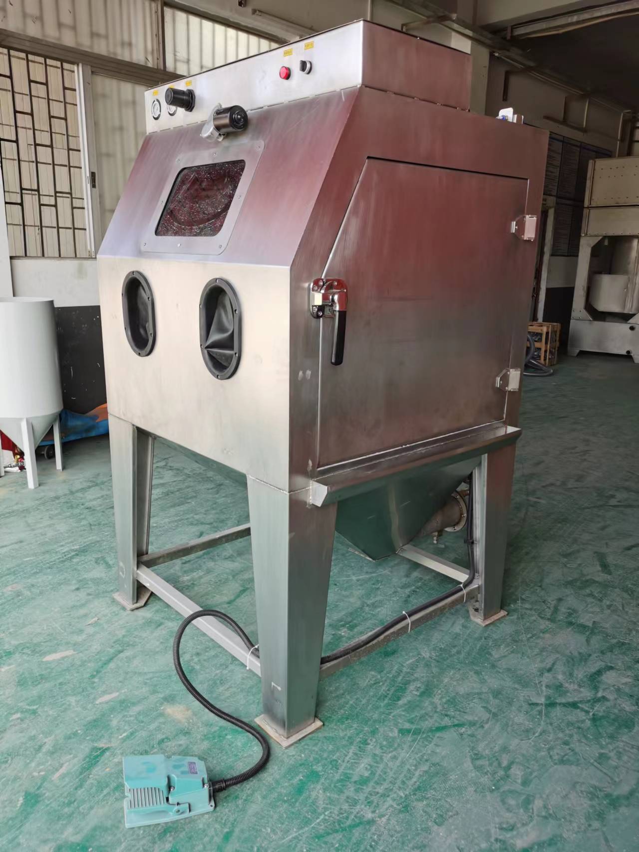 液体喷砂机手动打砂机湿式不锈钢变频喷砂 - 3