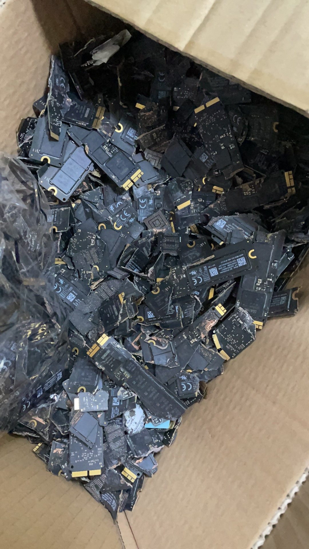 北京市线路板回收设备_厚铜PCB板回收_线路板金属提炼回收