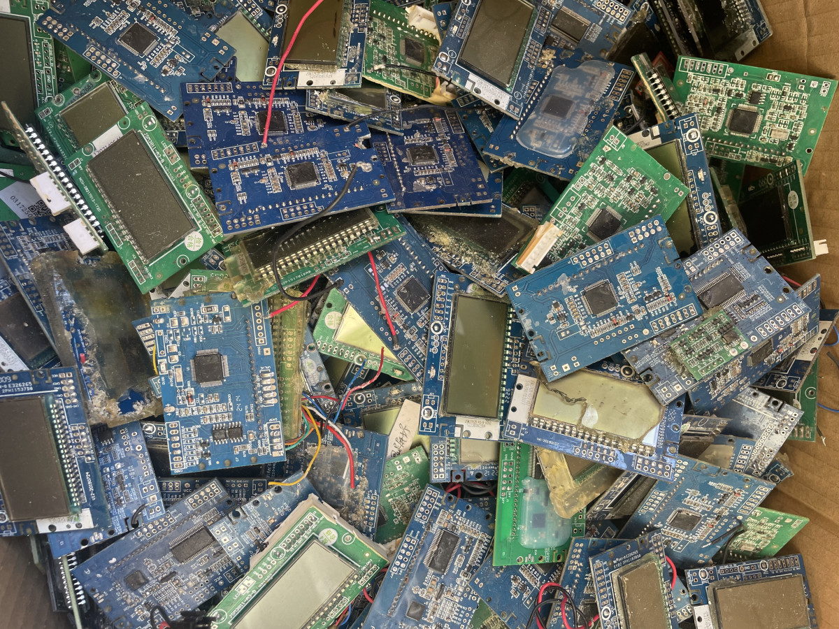 北京市废手机线路板回收_回收PCB板价格_线路板金属提炼回收