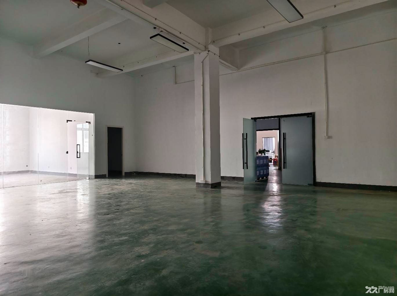 可分租,17号线地铁口,环境优美,大小面积均有,大货梯,大车进出方便