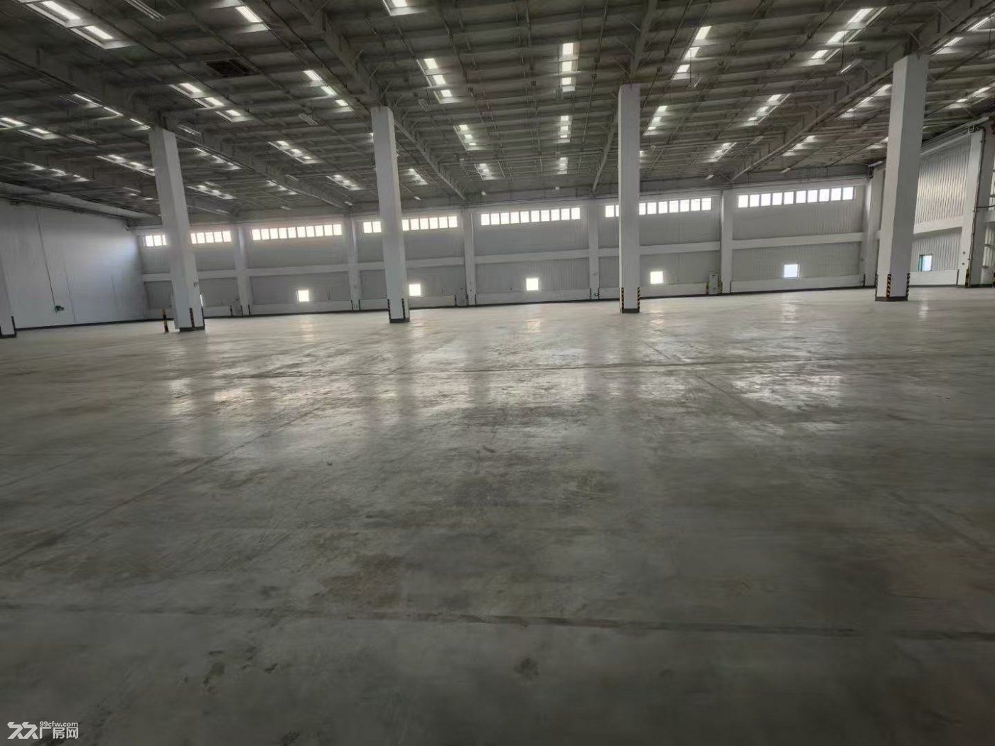 枫泾仓库出租60000平高台库双边卸货高10米适合物流仓储电商 - 2