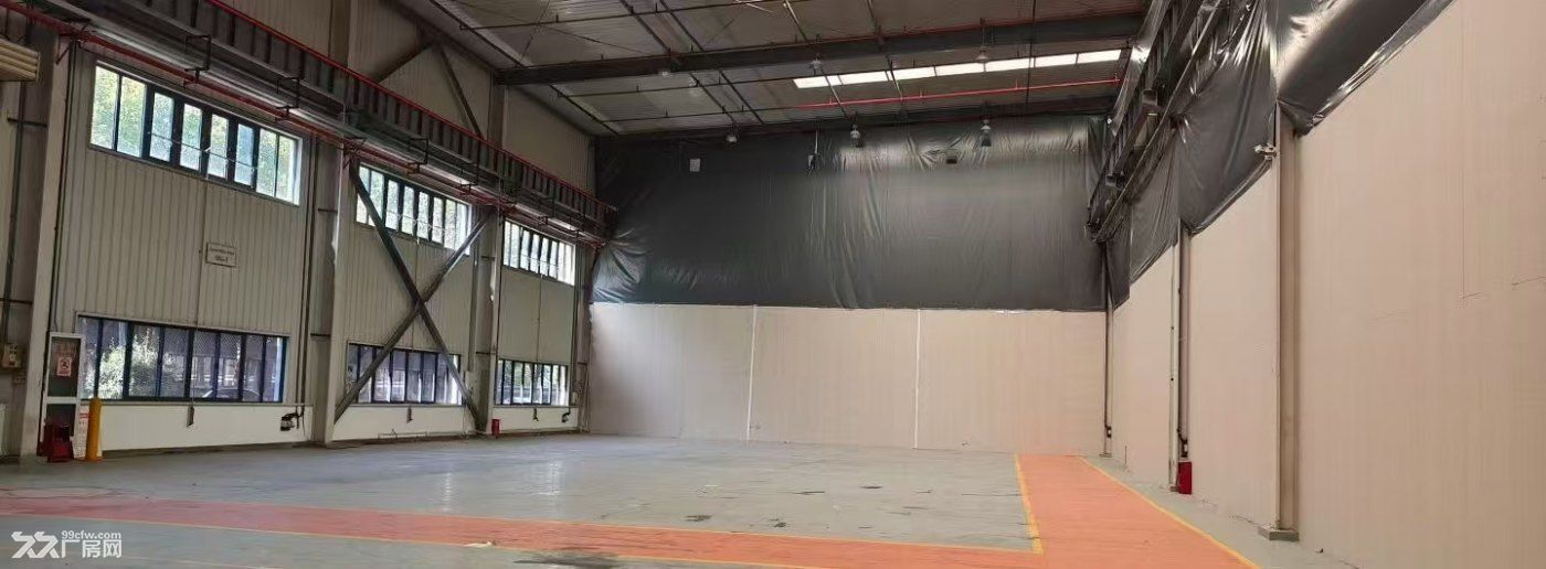 闵行颛桥3200平精装办公带10吨行车厂房出租 - 2