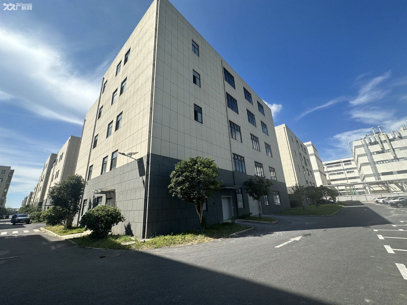 松江抄底特价厂房出售!现 成本价6200元/平方 - 4