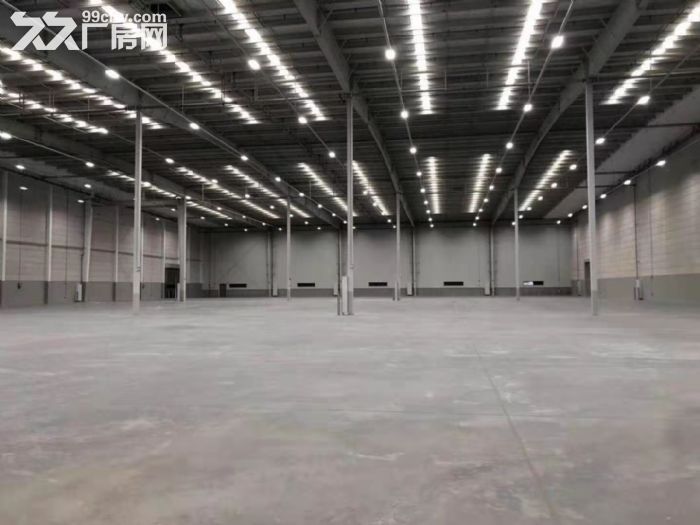 浦东南汇工业区14000平米丙二类高平台仓库