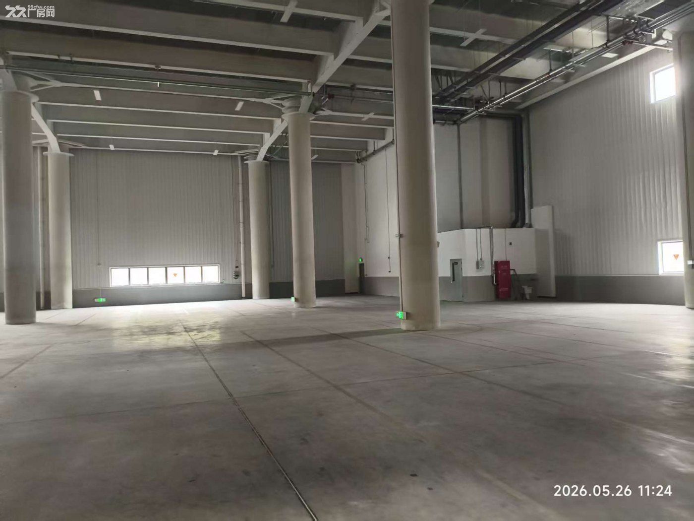 青浦工业园区全新高标仓库23000平米独门独院 原房东可分租 - 2