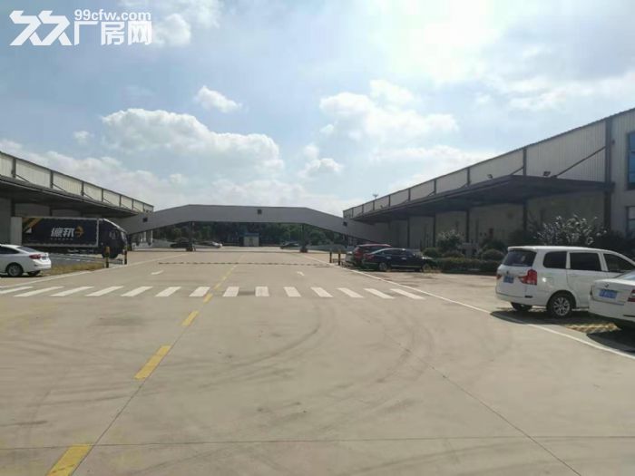奉贤大叶公路13000平米物流电商仓库直租 - 2