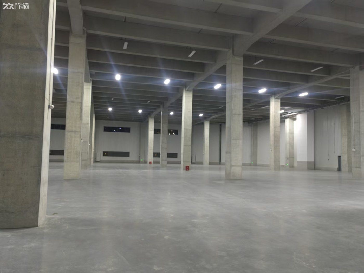 出租松江新浜物流仓库98000平 原房东直租价格优惠邻近高速 - 2