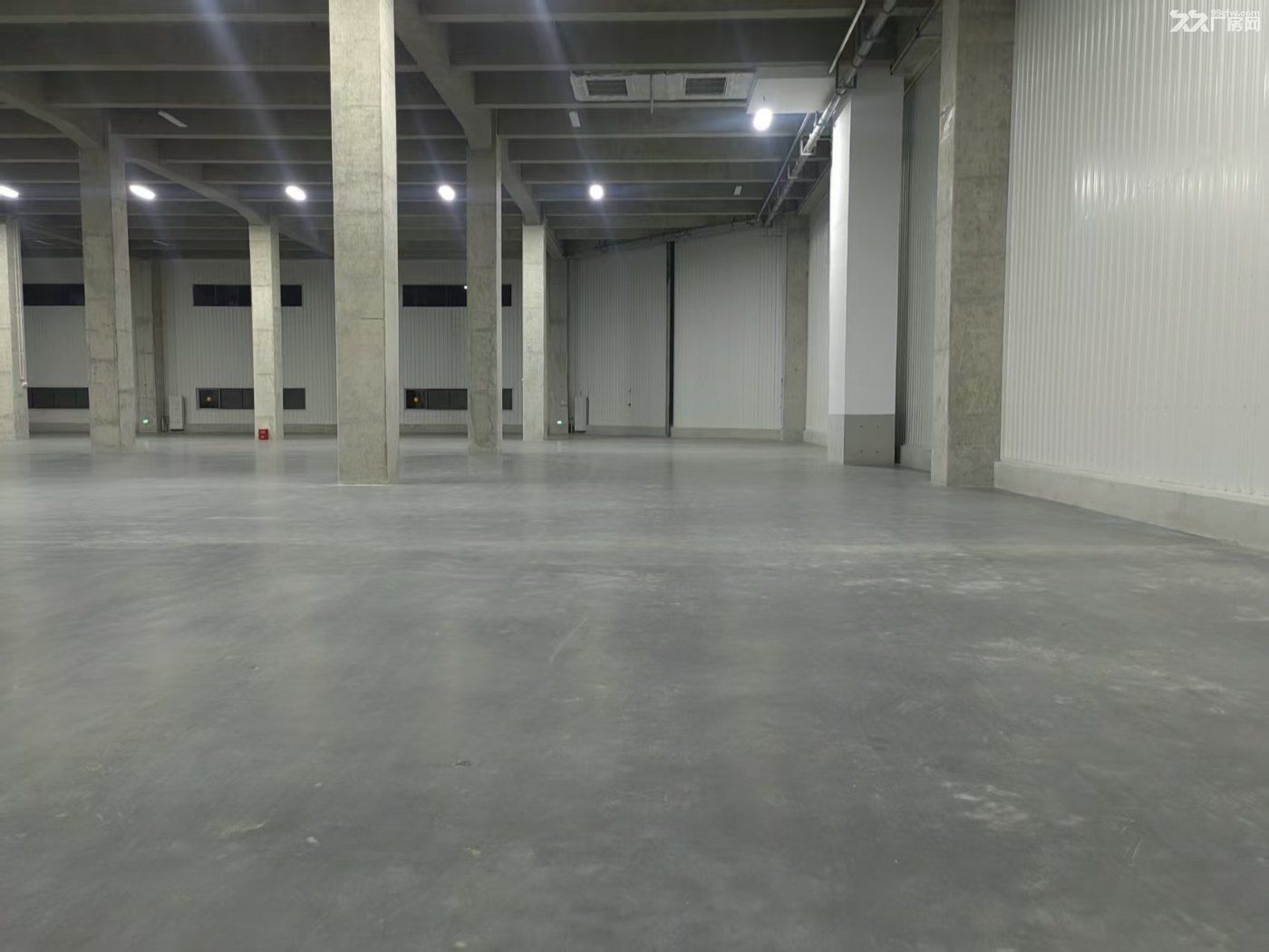 宝山杨行出租高平台仓库25000平 原房东直租邻近高速 - 3