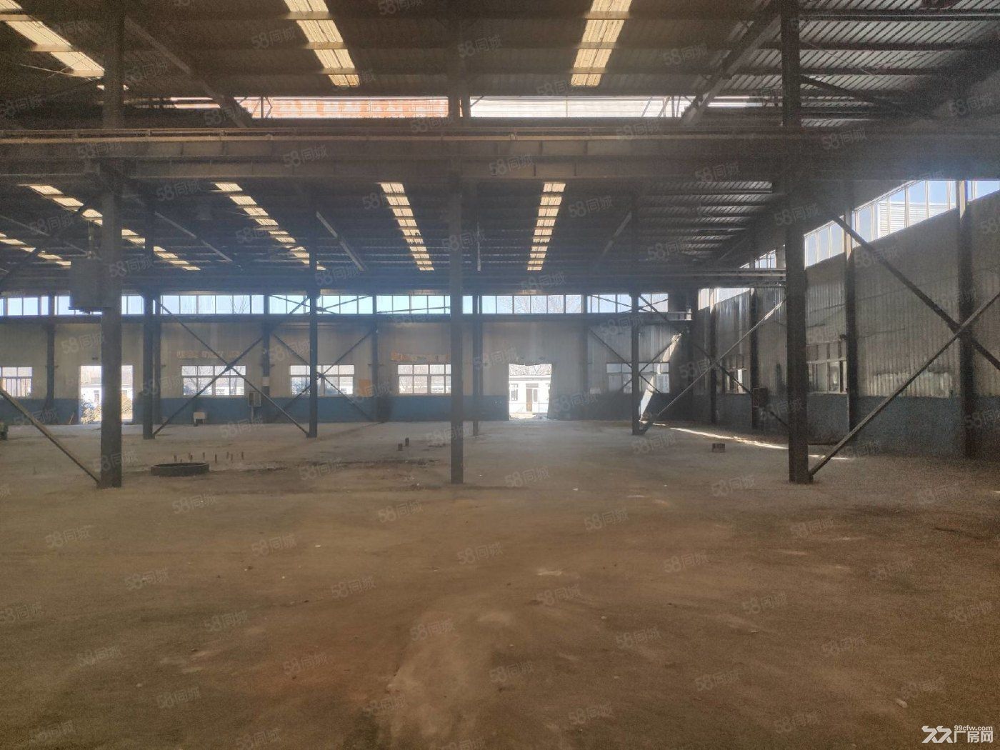 大兴库房出租独门独院3000平米空地大手续齐全配办公楼 - 2