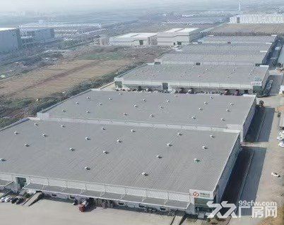 宝山顾村无公摊消防丙二类4100平米高平台仓库交通方便 紧邻高速