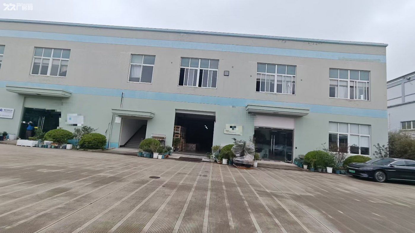 周浦2600平厂房仓库出租 可以分租 办公加工都可以