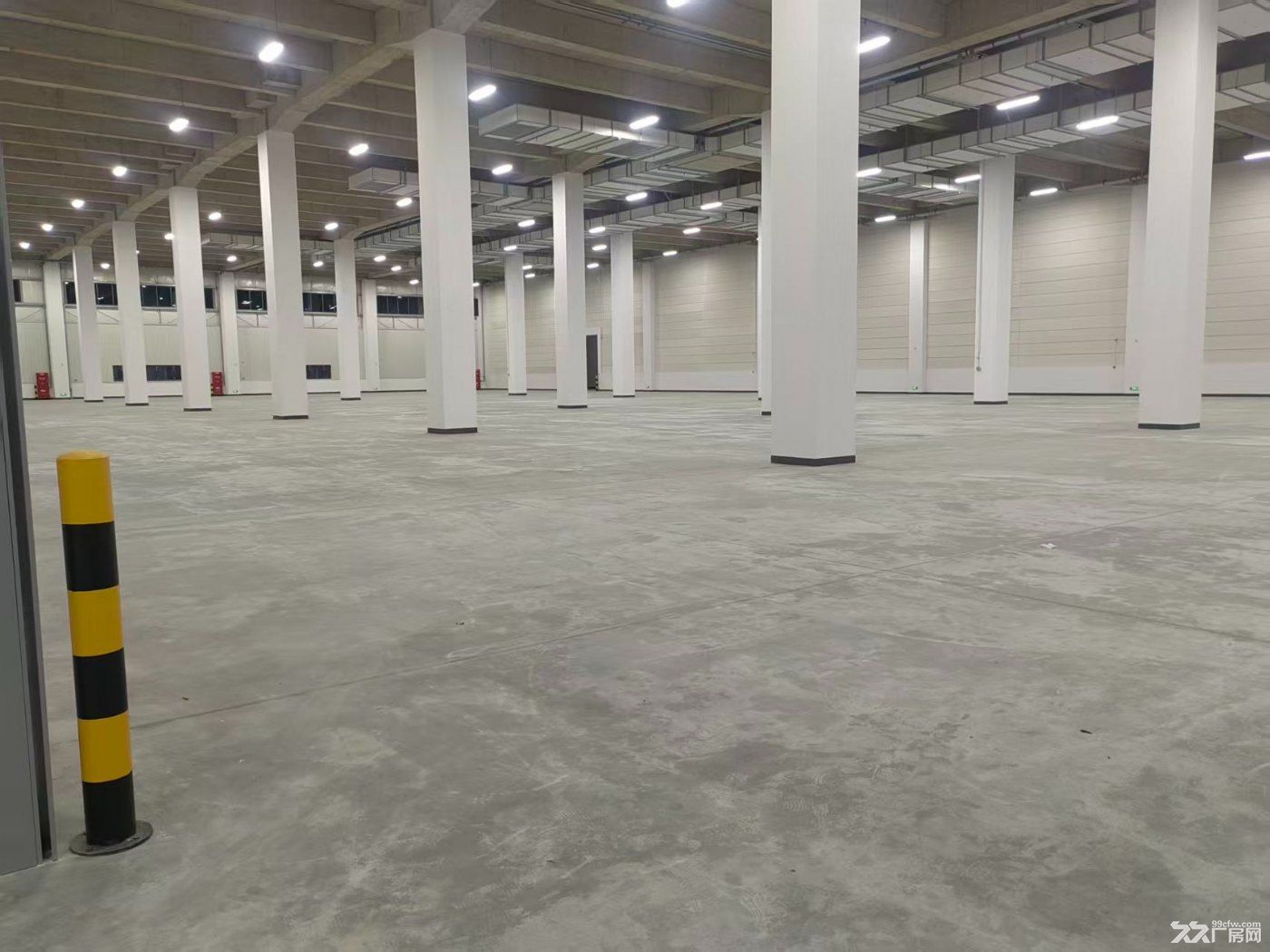 出租青浦重固高平台仓库12000平 邻近高速原房东直租 - 5