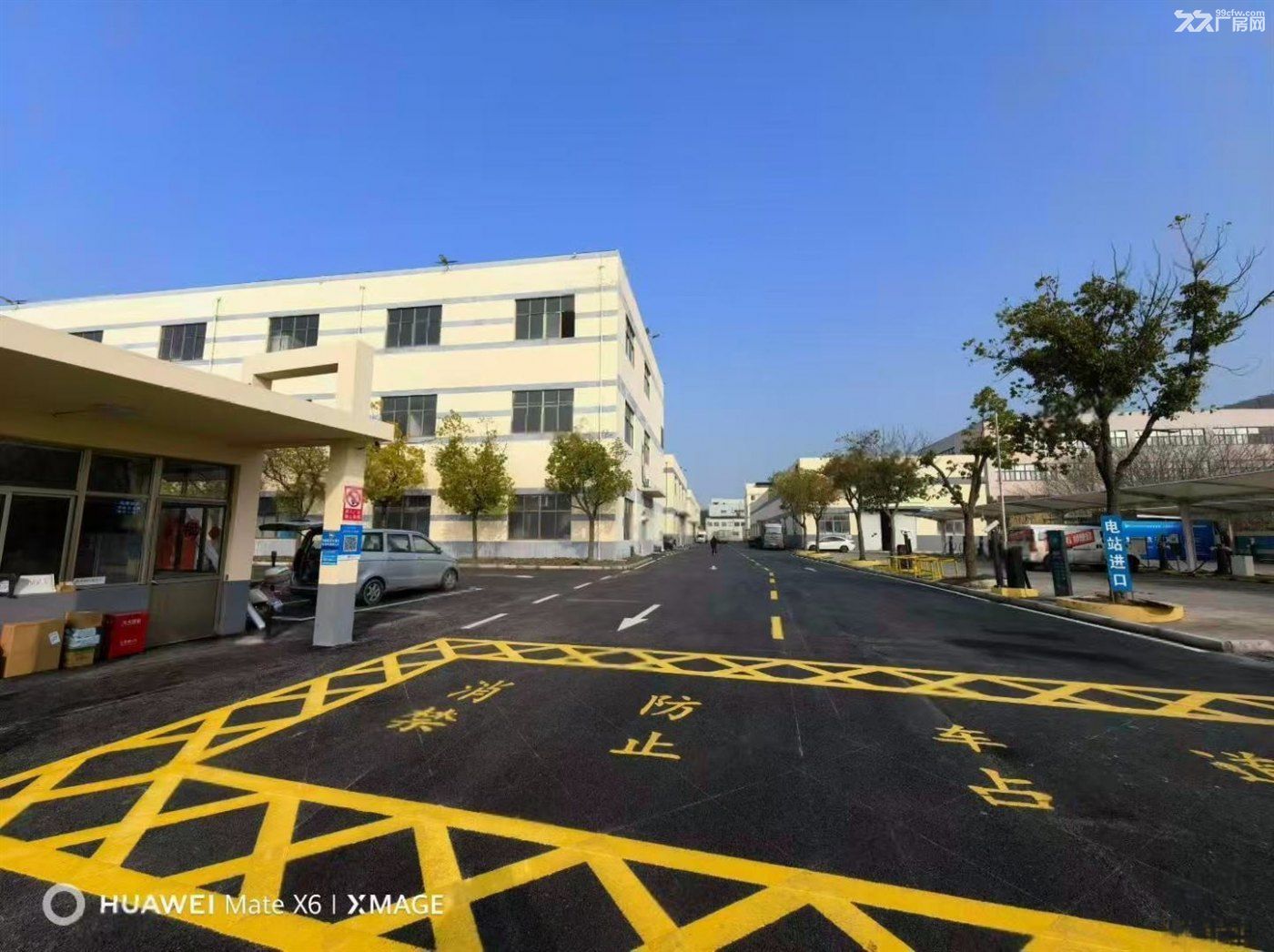 大小面积,赵巷 地铁附近 一楼960平 厂房 仓库招租 全新装修