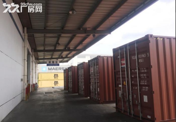 临港新出丙一类高平台仓库15000平高10米带雨棚可分租无税 - 2