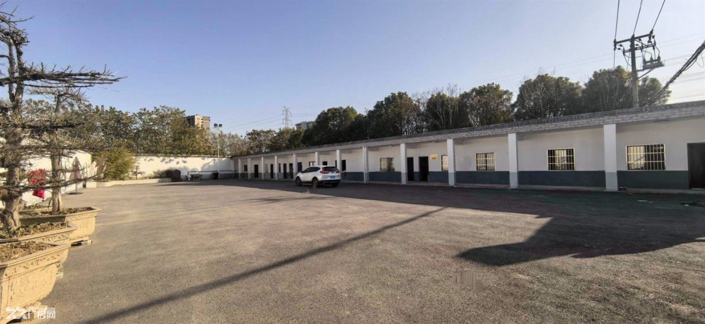 出租:封浜新空出 原房东独门独院 350平带3亩沥青场地